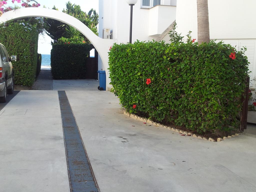 Yialos Holiday Apartments Perivolia Bagian luar foto