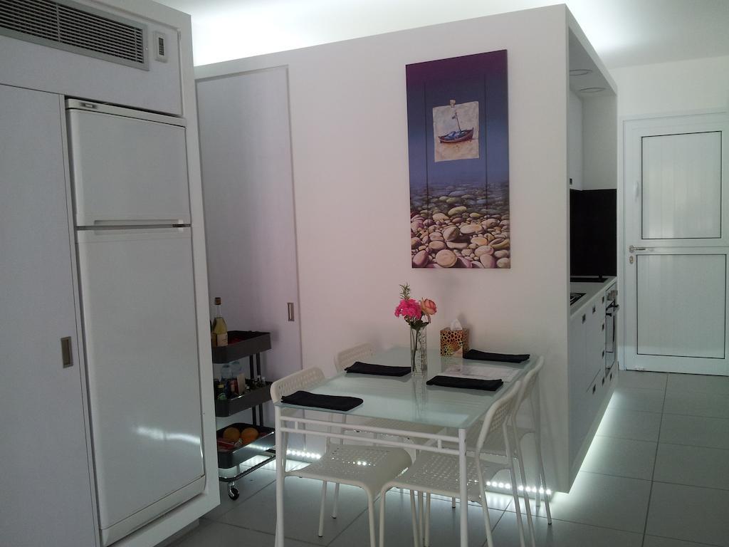 Yialos Holiday Apartments Perivolia Ruang foto