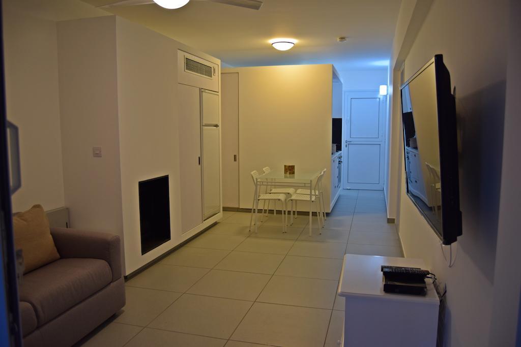 Yialos Holiday Apartments Perivolia Ruang foto