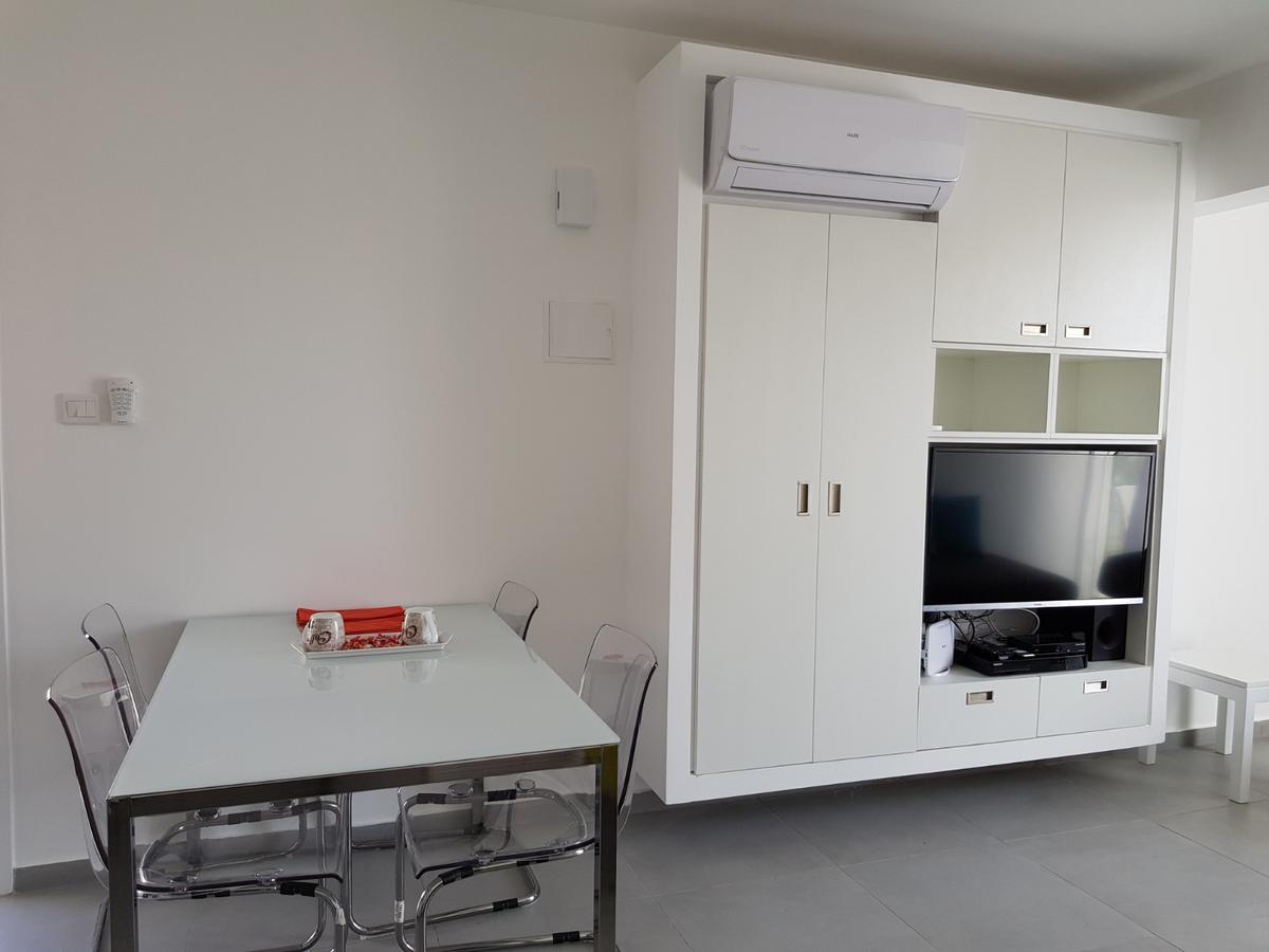 Yialos Holiday Apartments Perivolia Bagian luar foto